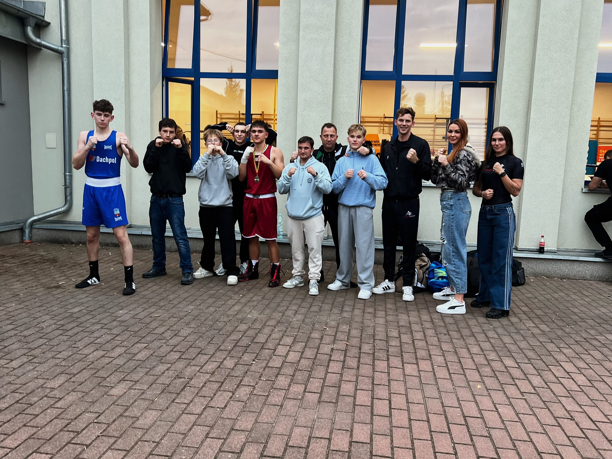 Dwa złote medale dla Granit Boxing Strzegom! Udane debiuty młodych pięściarzy [FOTO] 